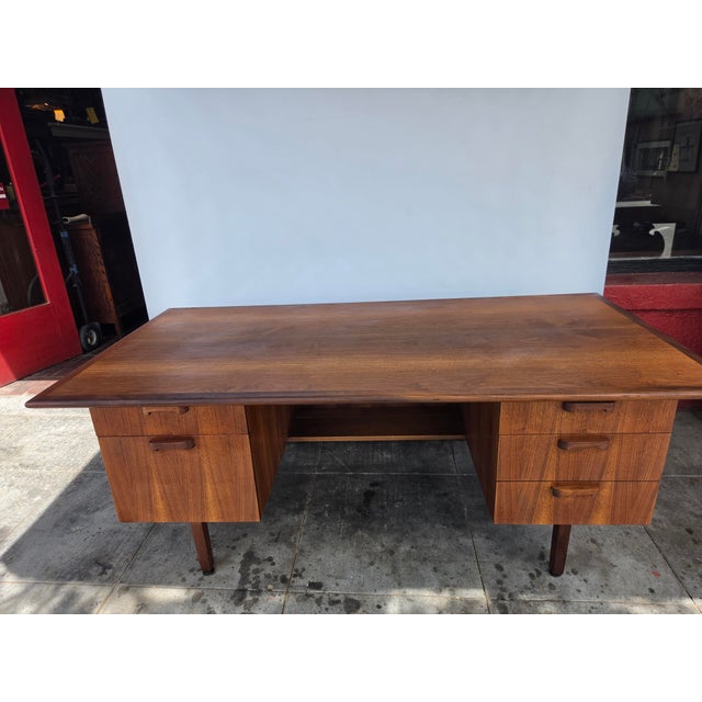 1960s Mid-Century Walnut Executive Desk Danish Modern Desk By: Hiebert For Sale In San Diego - Image 6 of 12