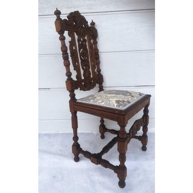 19th Century Neo-Renaissance Oak Chair For Sale - Image 14 of 18