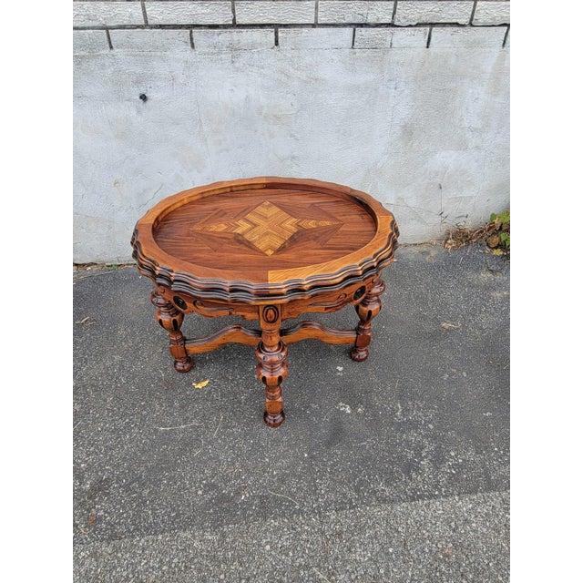 1930s 1930s American Jacobean Style Maple Coffee Table With Tray Top Hand-Carved For Sale - Image 5 of 12