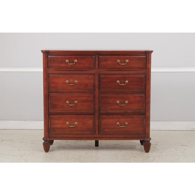 Age: Approx: 25 Years Old Details: Dovetailed Drawer Construction High Quality Construction Traditional Style Dentil Crown...