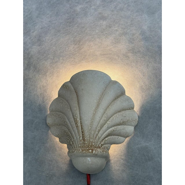 Hollywood Regency Shell-Shaped Ceramic Wall Light, 1970s For Sale - Image 6 of 9