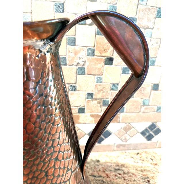Copper Early 20th Century Joseph Sankey and Sons, Copper Crocodile Embossed Jug Pitcher, England For Sale - Image 8 of 9