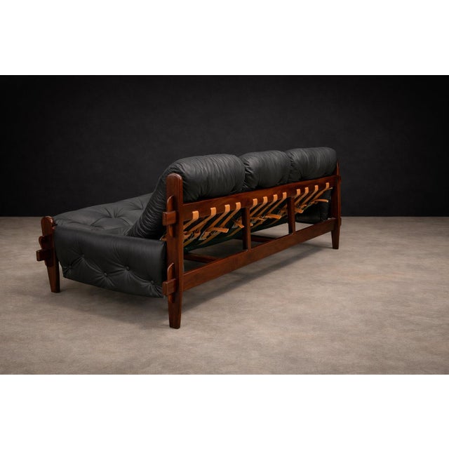 1970s Brazilian Modern Three-Seat Leather Sofa in Rosewood & Leather by Jean Gillon, 1970s For Sale - Image 5 of 14