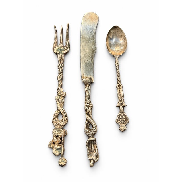 Italian 1960s Italian Silver-Plate Flatware—Three Box Sets, 18 Pieces Total For Sale - Image 3 of 5