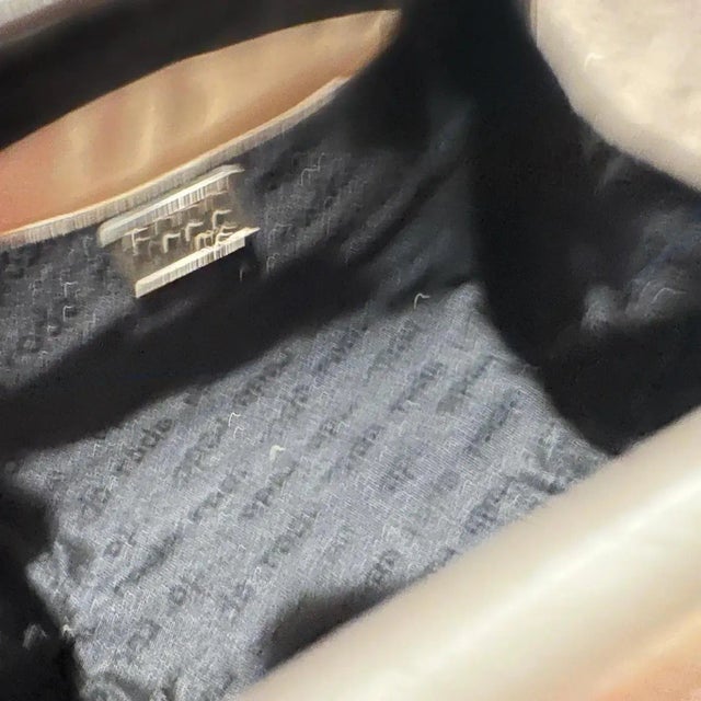 1960s 1960s Mid-Century Gray Leather Italian Minaudière Bag by Rodo For Sale - Image 5 of 14