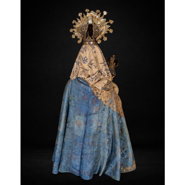 17th Century Baroque Spanish Virgin and Child Figure with Silver Crown For Sale - Image 9 of 10