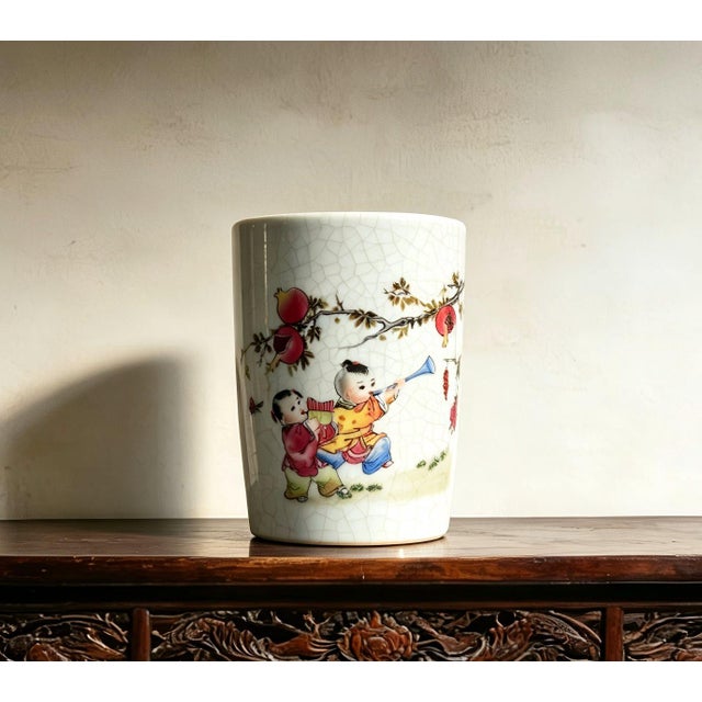 W-8cm,H-12cm Experience the beauty and elegance of Chinese history with our Chinese Vintage Porcelain Handcrafted with...