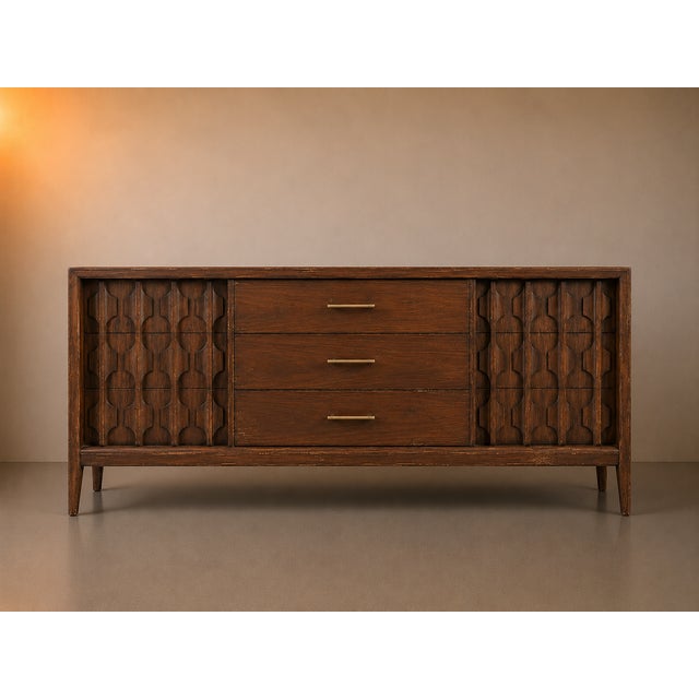 Mid-Century Modern Vintage Mid Century Modern Kent Coffey Lowboy & Highboy Dresser Set. Sculpted Geometric Doors, Attributed For Sale - Image 3 of 3