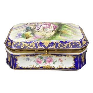 Antique French Victorian Porcelain Hand Painted Hinged Jewelry Trinket Box For Sale