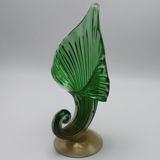 Green Archimede Seguso Jack-In-The-Pulpit Vase With 24k Gold Inclusions, C. 1950 For Sale - Image 8 of 8