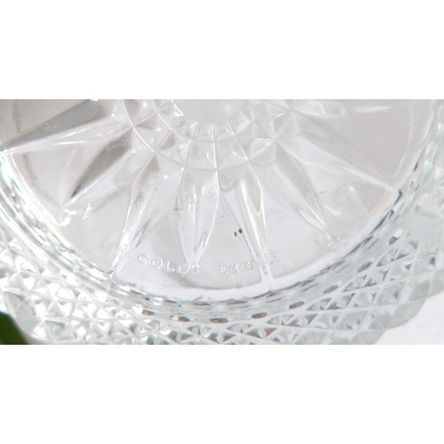 Arcoroc France Vintage 1960's Starburst Pattern Cut Glass Fruit Salad Dessert Decorative Bowl For Sale - Image 4 of 12