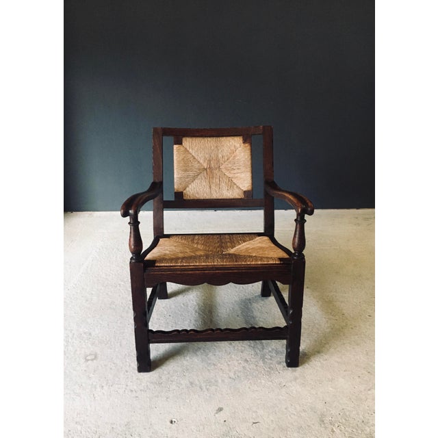 Low Arts & Crafts Oak & Rush Armchair, Belgium 1920s For Sale - Image 4 of 18