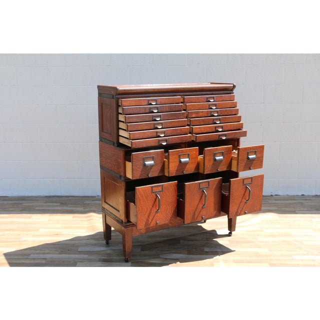 Antique Arts & Crafts Tiger Oak Modular Stacking Multi-Drawer File Cabinet, Early 1900s For Sale - Image 11 of 18