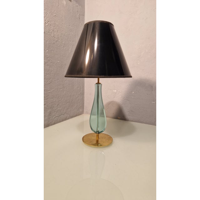 Fontana Arte Model 2206 Table Lamp in Brass and Teardrop Glass by Max Ingrand for Fontana Arte, 1950s For Sale - Image 4 of 13