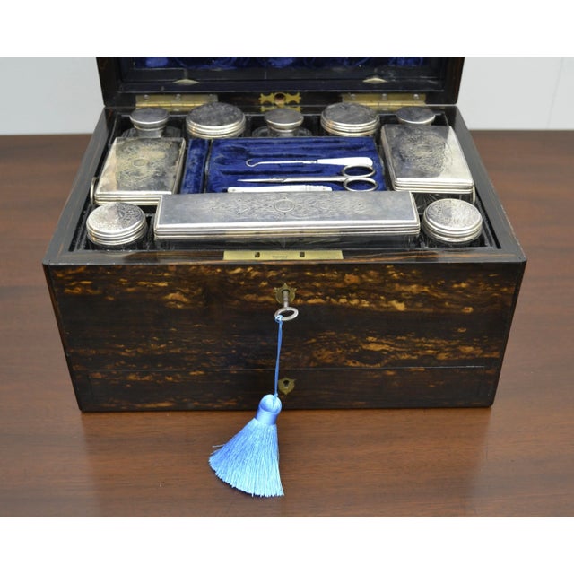 Victorian 19th Century English Coromandel Velvet Fitted Travel Case For Sale - Image 3 of 6