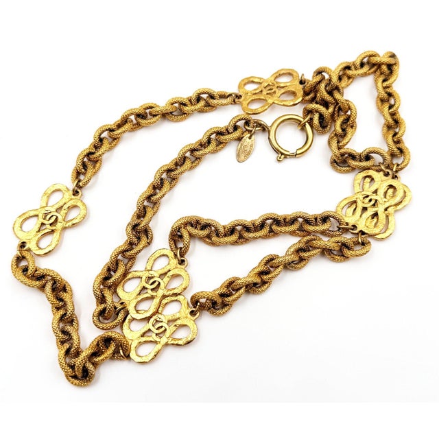 Contemporary Chanel Vintage Gold Plated CC Filigree Pendant Spear Dangle Long Necklace For Sale - Image 3 of 6