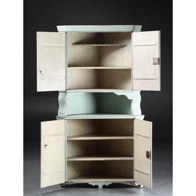 Gustavian Corner from the 19th century.The furniture consists of two parts.Fluting and a so-called bread tray as if...