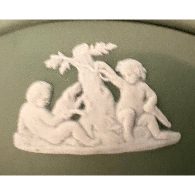 Green Vintage 1950 English Wedgwood Jasperware Green Neoclassical Relief Lidded Trinket Box For Sale - Image 8 of 10