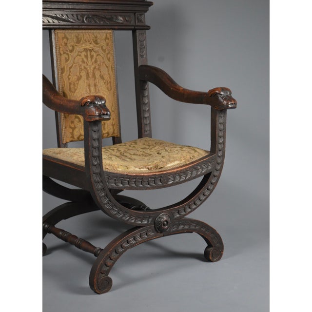Spectacular portuguese armchair in carved wood. Late 18th / early 19th century. Solid wooden structure and beautiful...