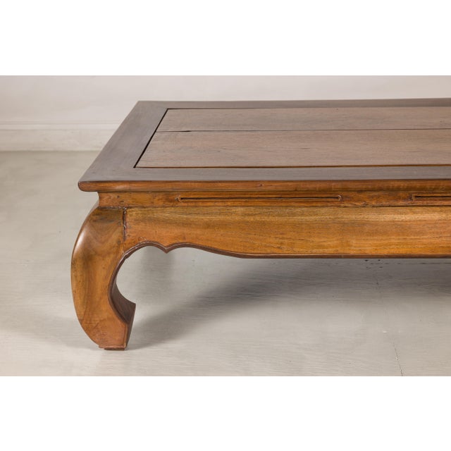 Vintage Chinese Low Kang Two-Tone Elm Coffee Table with Curved Legs For Sale - Image 11 of 18