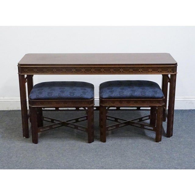 Chippendale Hickory Chair Banded Mahogany Traditional Chippendale 51" Accent Sofa Table W. Two Benches 150-10 For Sale - Image 3 of 13