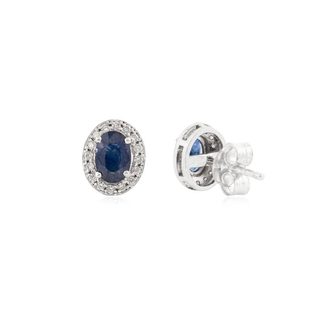 Late 20th Century Elegant 1 Ct Natural Blue Sapphire and Diamond Halo Stud Earrings in 14k Gold- A Pair For Sale - Image 5 of 12