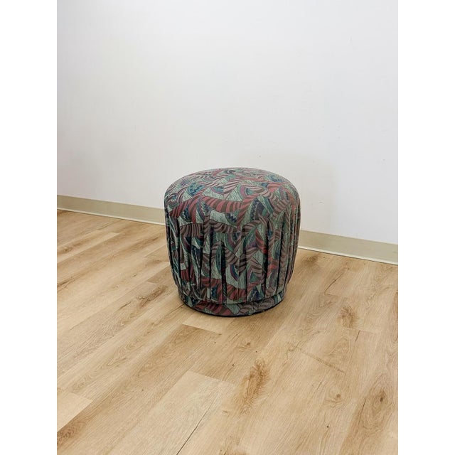 Mid-Century Modern Vintage Postmodern Purple Green Ottoman Leaf Pattern Retro Accent Pouf For Sale - Image 3 of 9