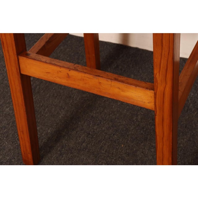 Pair of Vintage Mexican Modern Pine and Woven Palm Bar Stools by Muebles Austin For Sale - Image 15 of 18