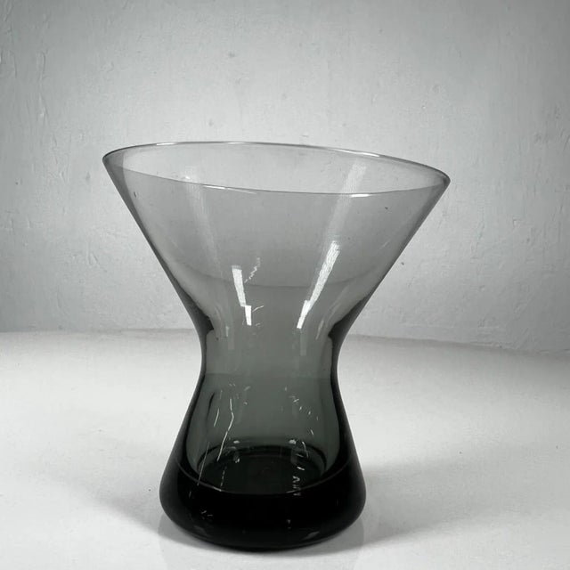 1958 Morgantown Wv Hoffman House Glass Martini Pitcher & Four Glasses For Sale - Image 9 of 13