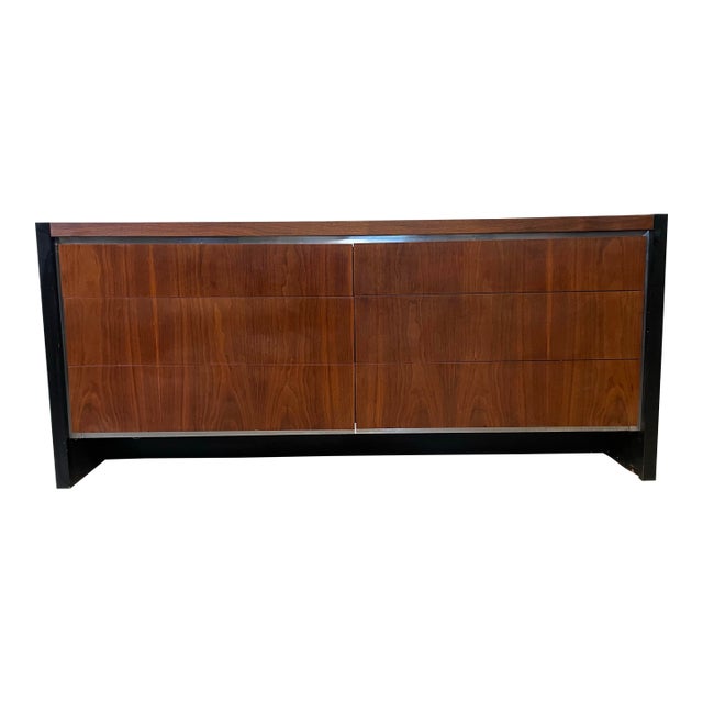 1960s Mid Century Modern Walnut Dresser by Dillingham and Merton Gershun For Sale