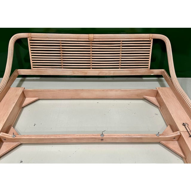 1980s Roche Bobois Maugrion France Rattan Platform Bed – Eastern King – Sculptural Modern Coastal For Sale - Image 5 of 12
