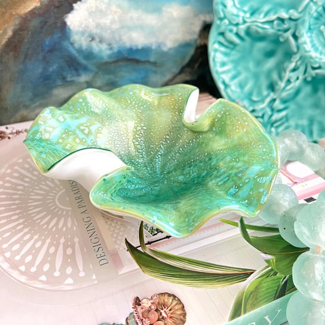 Vintage Mid-Century Italian Murano Green and Silver Art Glass Bowl With White Casing For Sale - Image 11 of 11