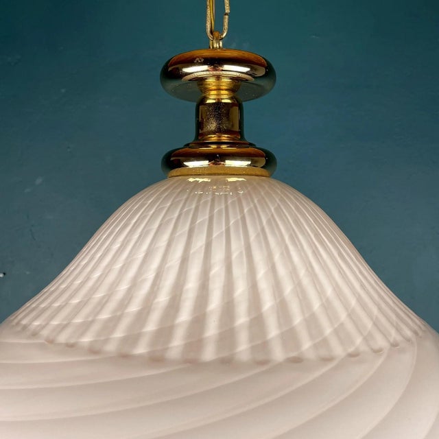 Mid-Century Modern Large Italian Swirl Pendant Lamp in Pink Murano Glass, 1970s For Sale - Image 3 of 11