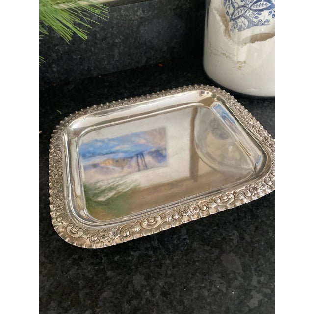Mid 19th Century Exceptional and Rare Victorian English Silver Plate Cheese Dome & Tray With Repoussé Floral Decoration, Circa 1890 For Sale - Image 5 of 15