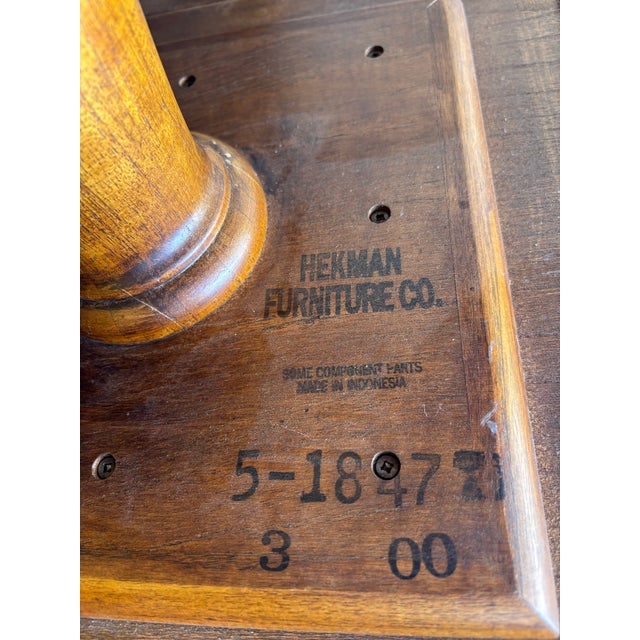 Heckman Occassionsl Pedestal Table with Inlaid Top in a Timeless Design .