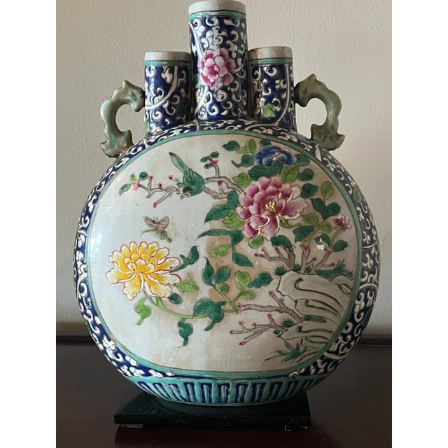 Green Antique 15" Chinese Famille Rose Moon Flask Vases - Guangxu Period - A Pair For Sale - Image 8 of 9
