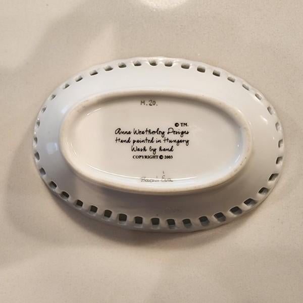 2003 Anna Weatherley Hand-Painted "Exotic Butterfly" Pierced Dish – Signed Bacsó Éva For Sale In Los Angeles - Image 6 of 14