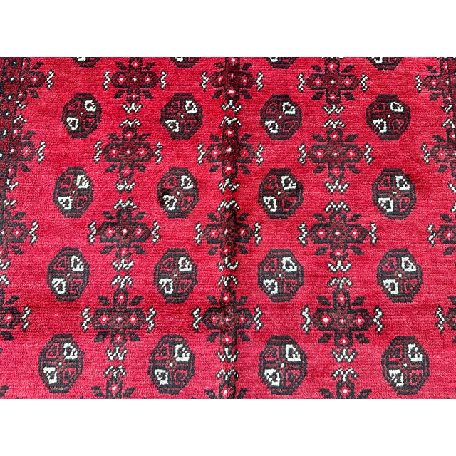 Fine Quality Red Khal Mohammadi Hand-Knotted Wool Rug - 7'9" X 5'1" For Sale - Image 9 of 9