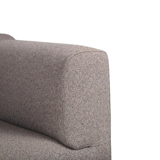 Modern Met 250 Two-Seater Sofa in Fabric by Piero Lissoni for Cassina For Sale - Image 3 of 12