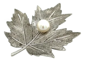 1990s Mikimoto Estate Akoya Pearl Leaf Brooch Pin Sterling Silver