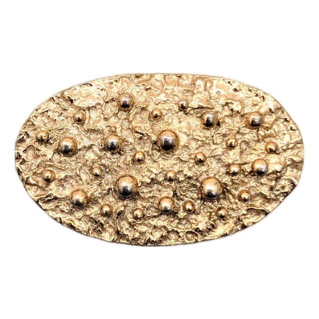 Vintage 1972 Signed Napier Oval Goldtone Bumpy Brooch For Sale