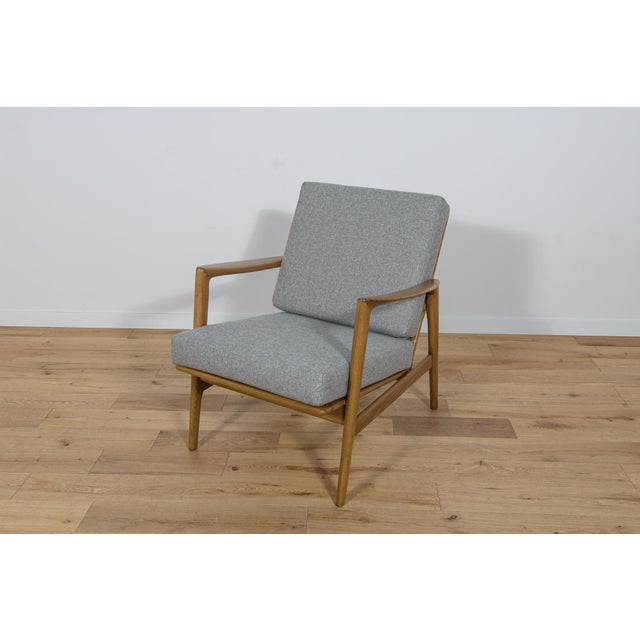 Gray Set of Model 300-139 Chairs from Swarzędz Factory, 1960s For Sale - Image 8 of 18