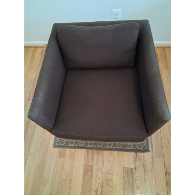 Up for consideration is an authentic mid-century modern "T-Back" Lounge Chair (Model No. 989), originally designed in 1968...