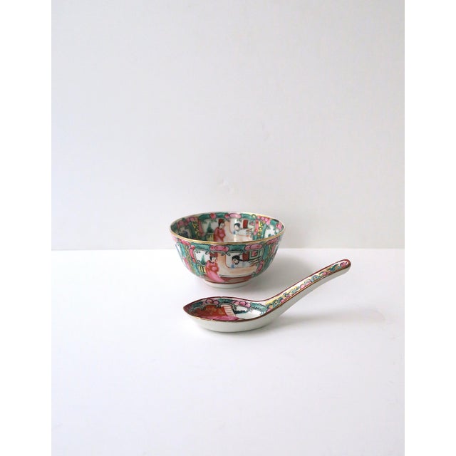 Chinoiserie Famille Rose Bowl and Spoon Porcelain, Hong Kong Export, 2 Avail. For Sale - Image 3 of 9