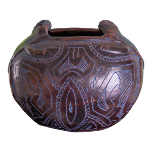 Indigenous Brazilian Reis Para Pottery Etched Ceramic Frog Bowl in Burgundy Red and Blue