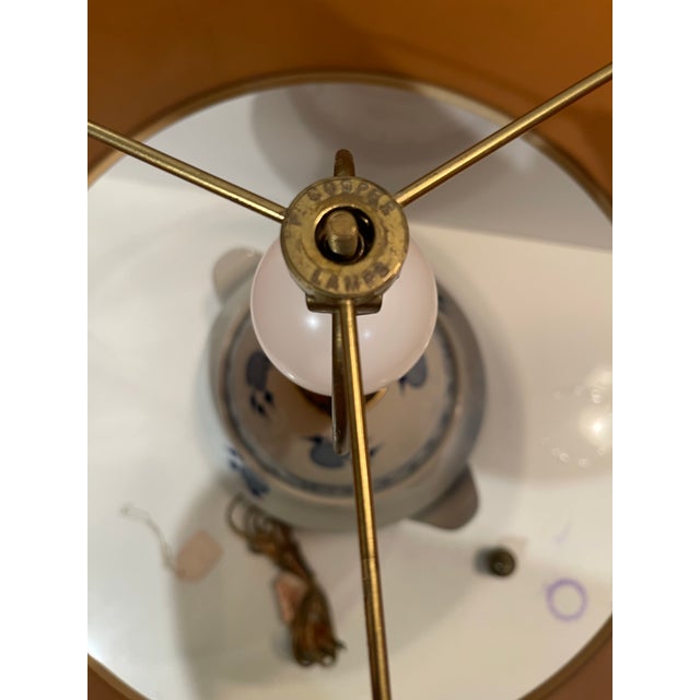 Frederick Cooper Blue & White Ceramic Vintage Table Lamp, Chicago. For Sale - Image 11 of 12