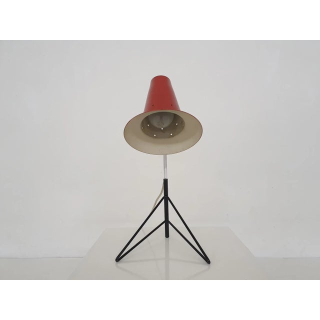 Dutch design metal desk or table light by Hala. This model is also known from the "Sun Series" by Hoogervorst and Hala....