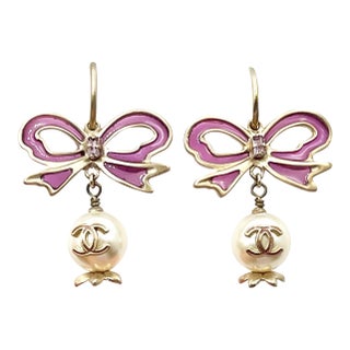 Chanel Gold Fuchsia Ribbon Bow CC Pearl Dangle Hoop Earrings, A Pair For Sale