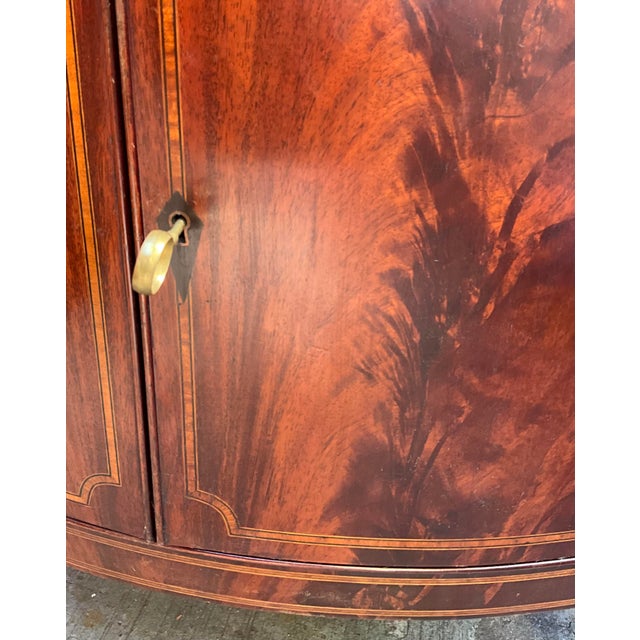 Late 20th Century Showstopping Flame Mahogany Demilune Cabinet – Bookmatched Veneer, Federal Revival For Sale In Los Angeles - Image 6 of 10