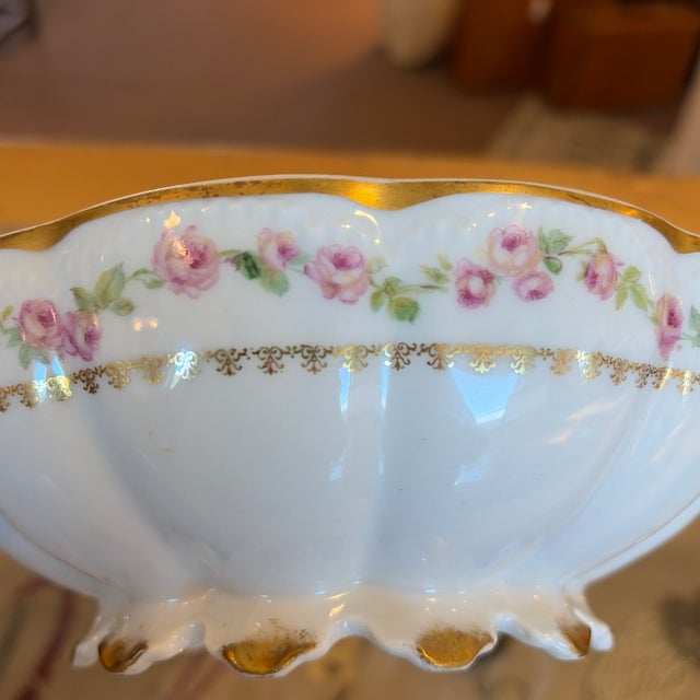 French Early 20th Century Haviland Limoges Hand Painted Footed Bowl With Handles For Sale - Image 3 of 7